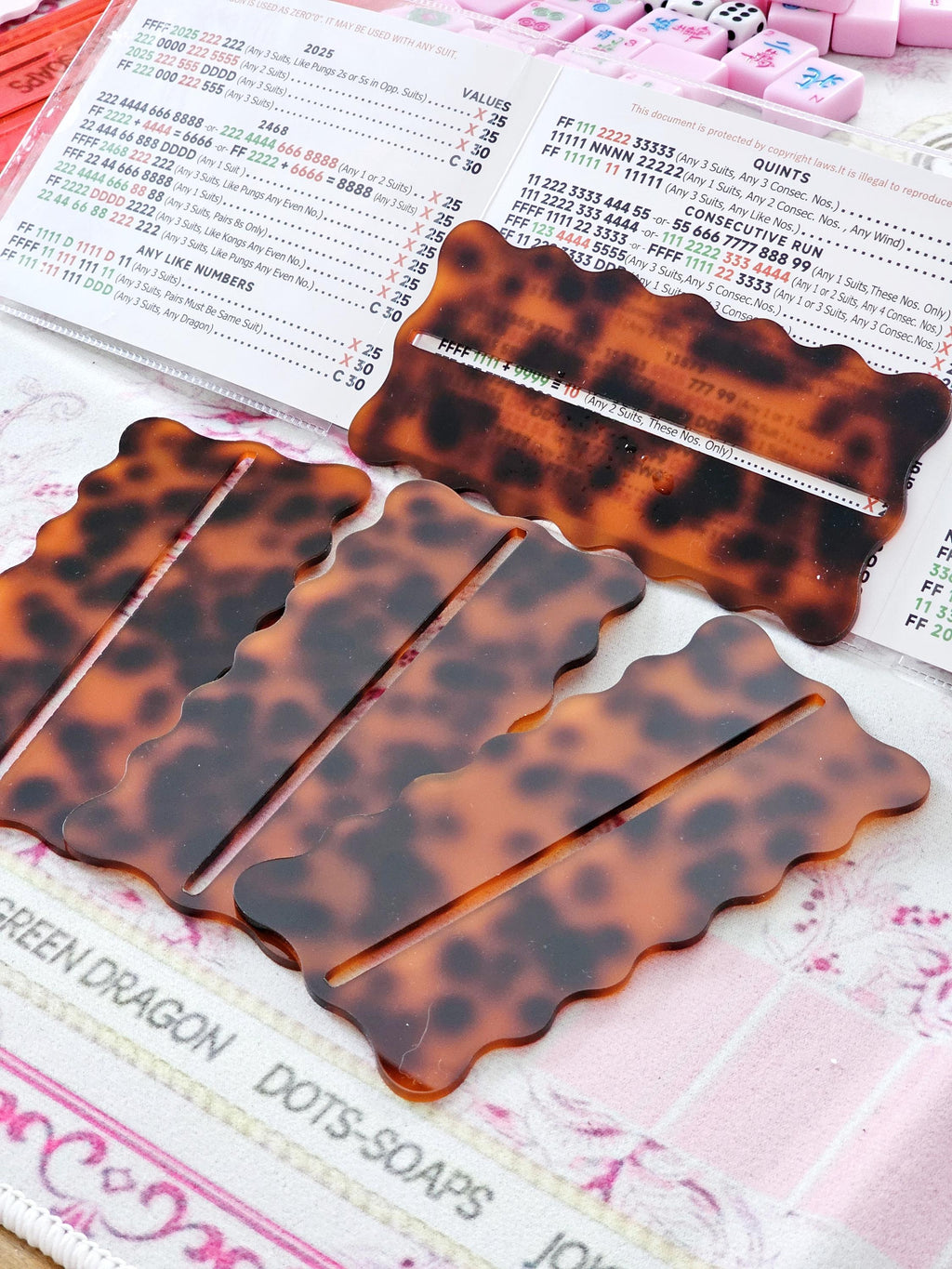 "The Tortoise Set":  Scalloped Mahjong Line Readers